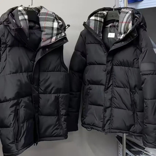 Burberry Daunenjacke mit Kapuze