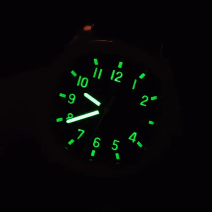 Herrenarmbanduhr Mit Silikonarmband – Sportlich & Elegant