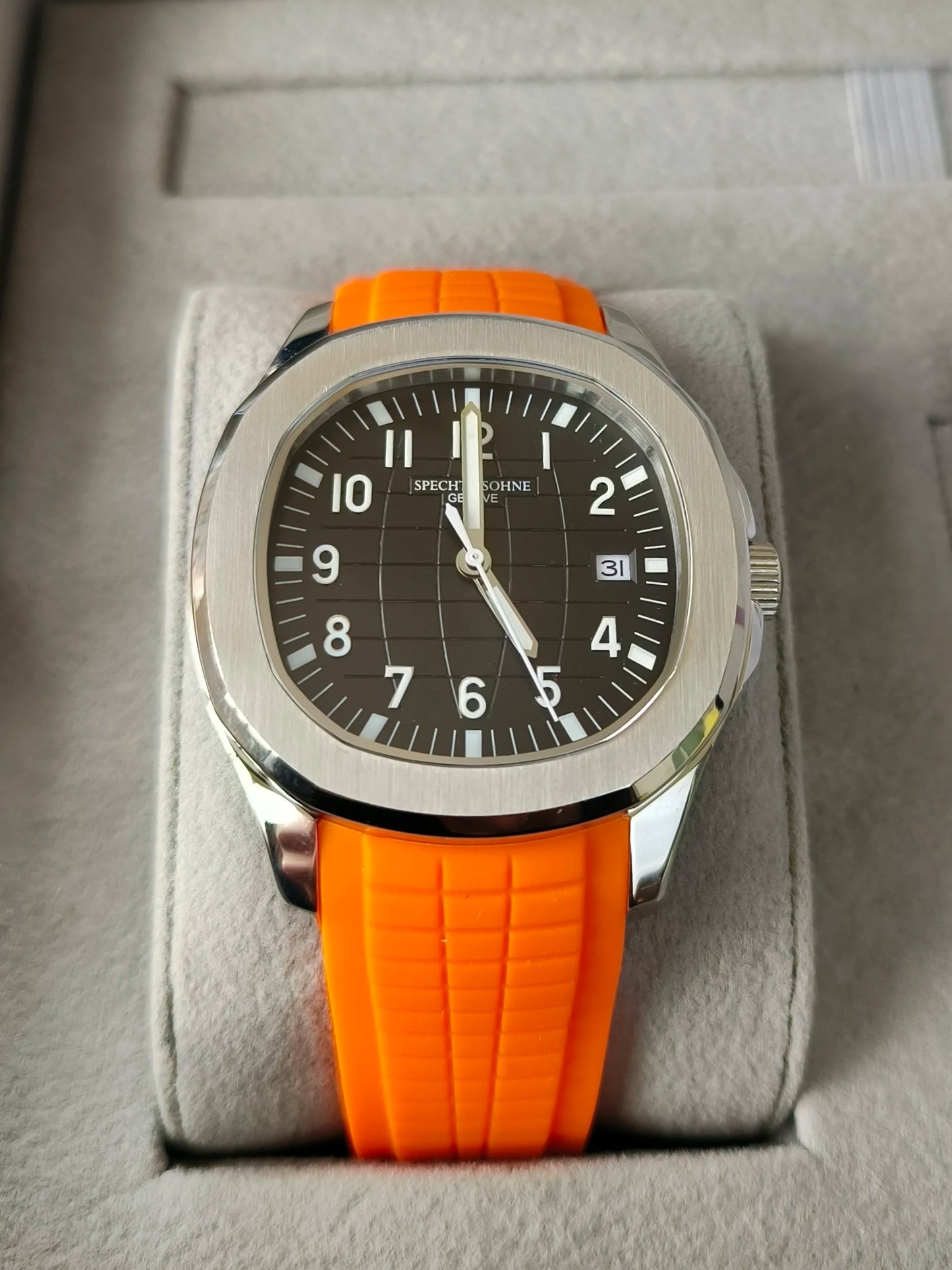 Herrenarmbanduhr Mit Silikonarmband – Sportlich & Elegant