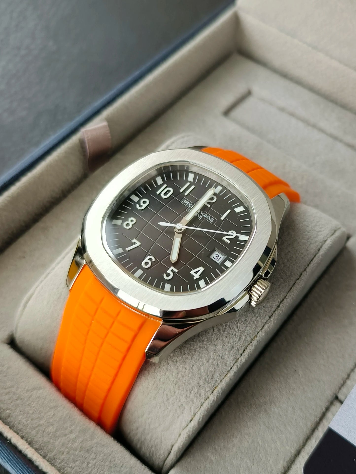 Herrenarmbanduhr Mit Silikonarmband – Sportlich & Elegant