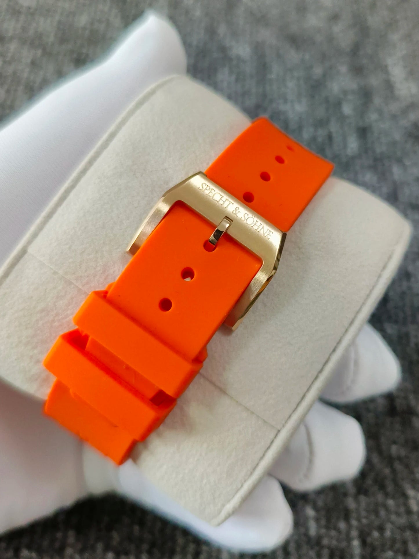 Herrenarmbanduhr Mit Silikonarmband – Sportlich & Elegant